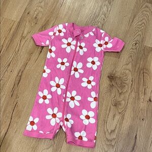 Hanna Andersson Pink Daisy Kids Bodysuit